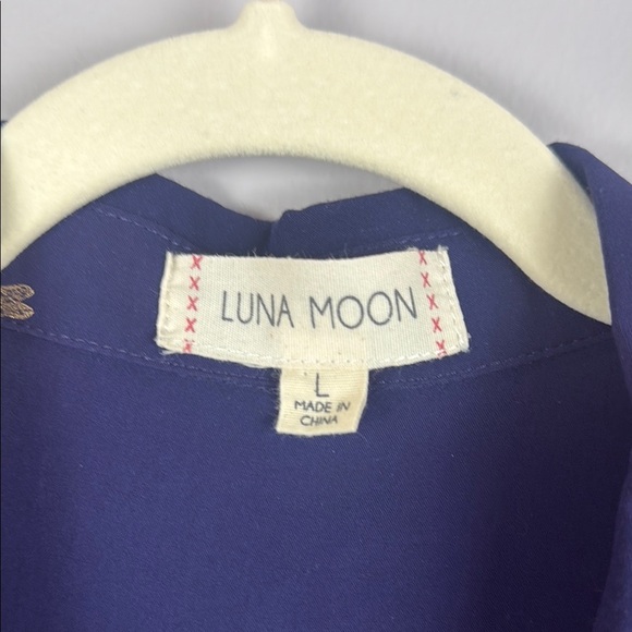 Luna Moon Dragonfly Embroidered Blue Button Down Tunic Size Large - Picture 3 of 12